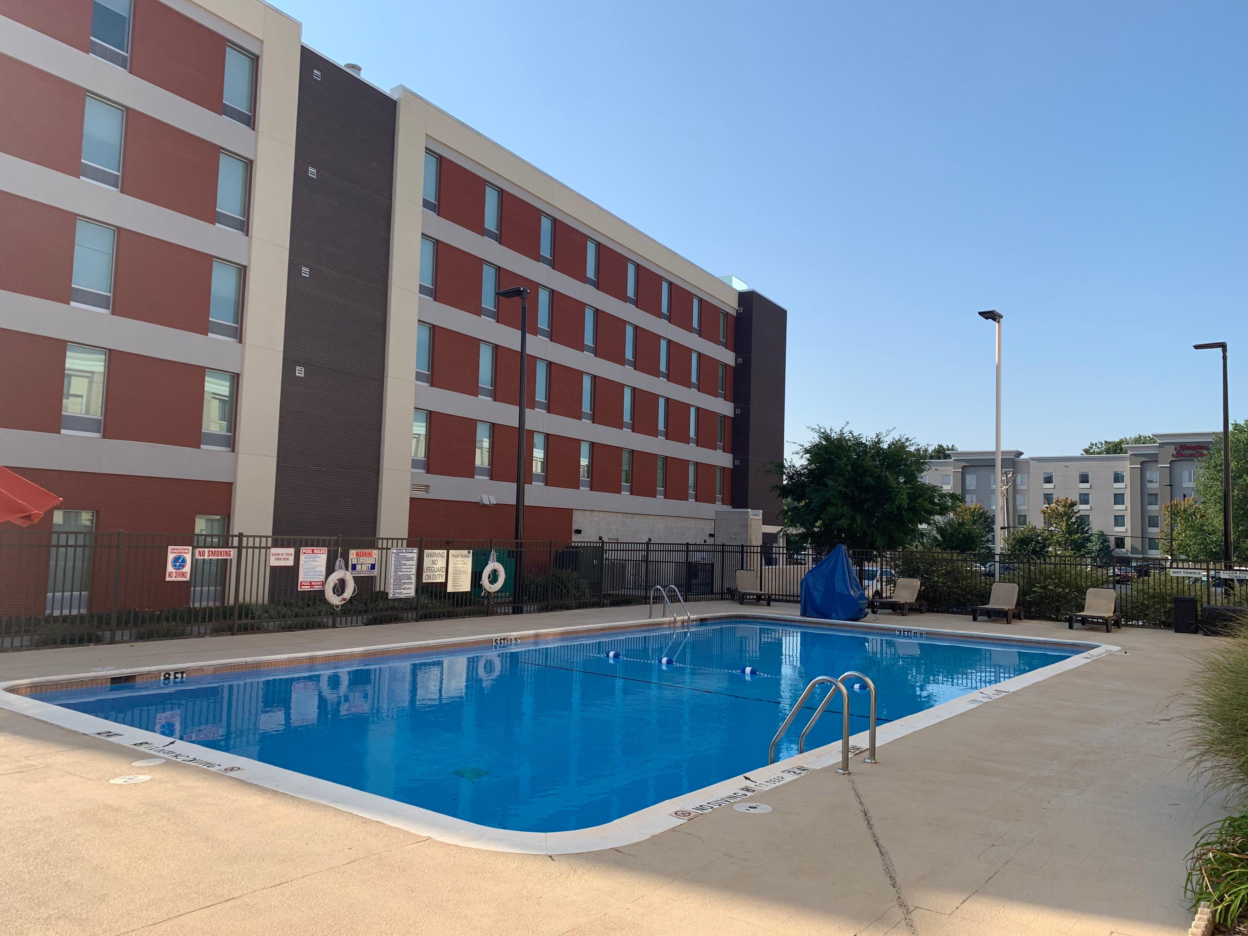 Hotel Doubletree By Hilton Charlotte Airport Exterior foto