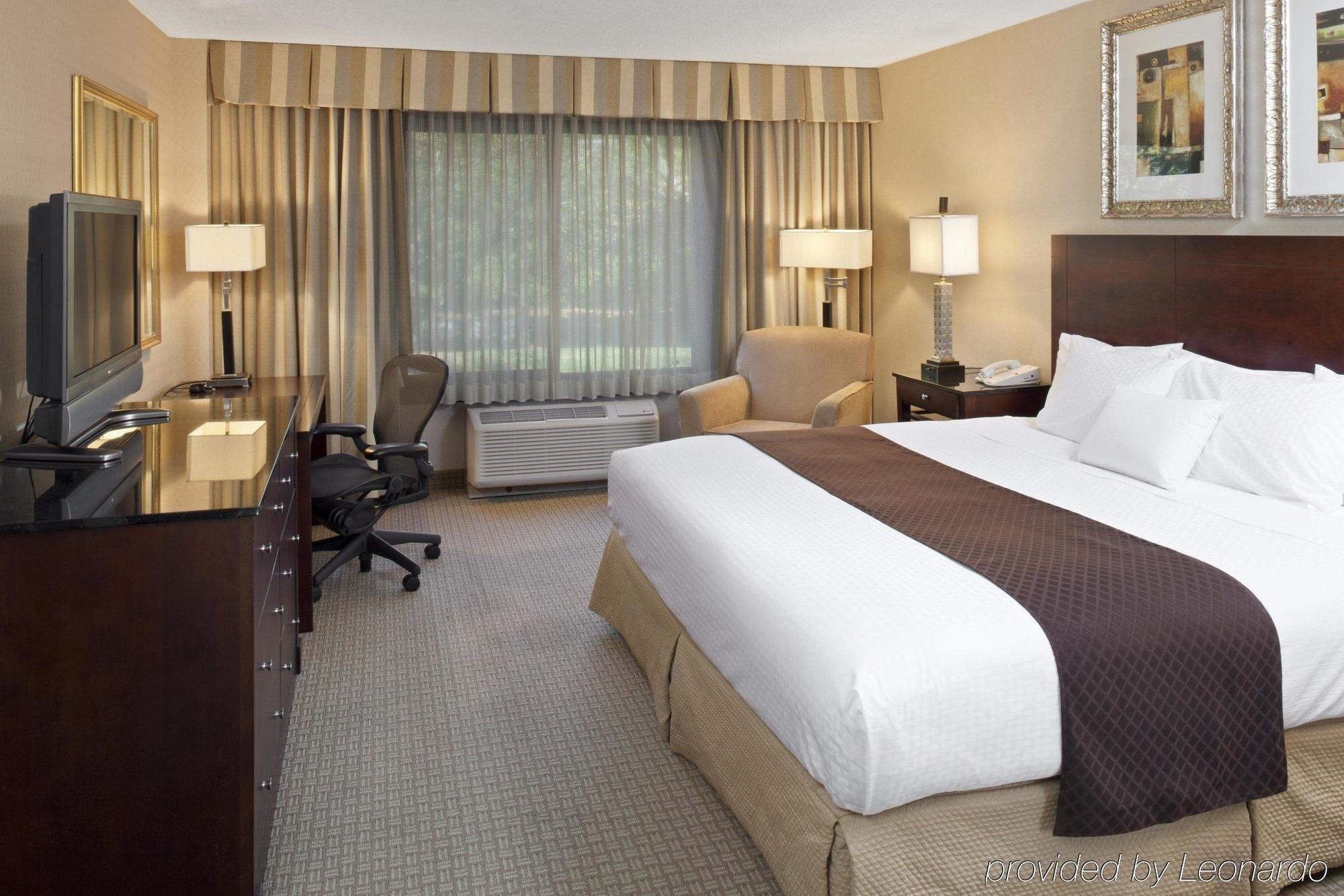 Hotel Doubletree By Hilton Charlotte Airport Zimmer foto